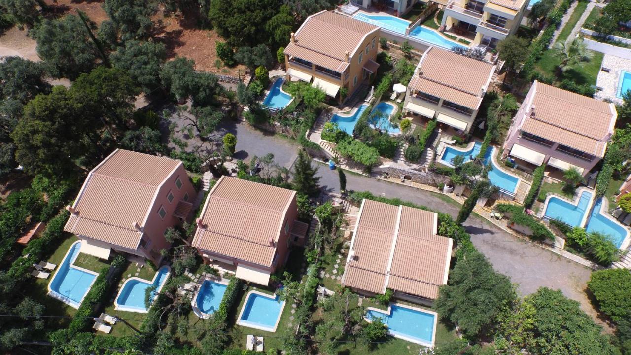 La Riviera Barbati Seaside Apartments & Villas Екстер'єр фото