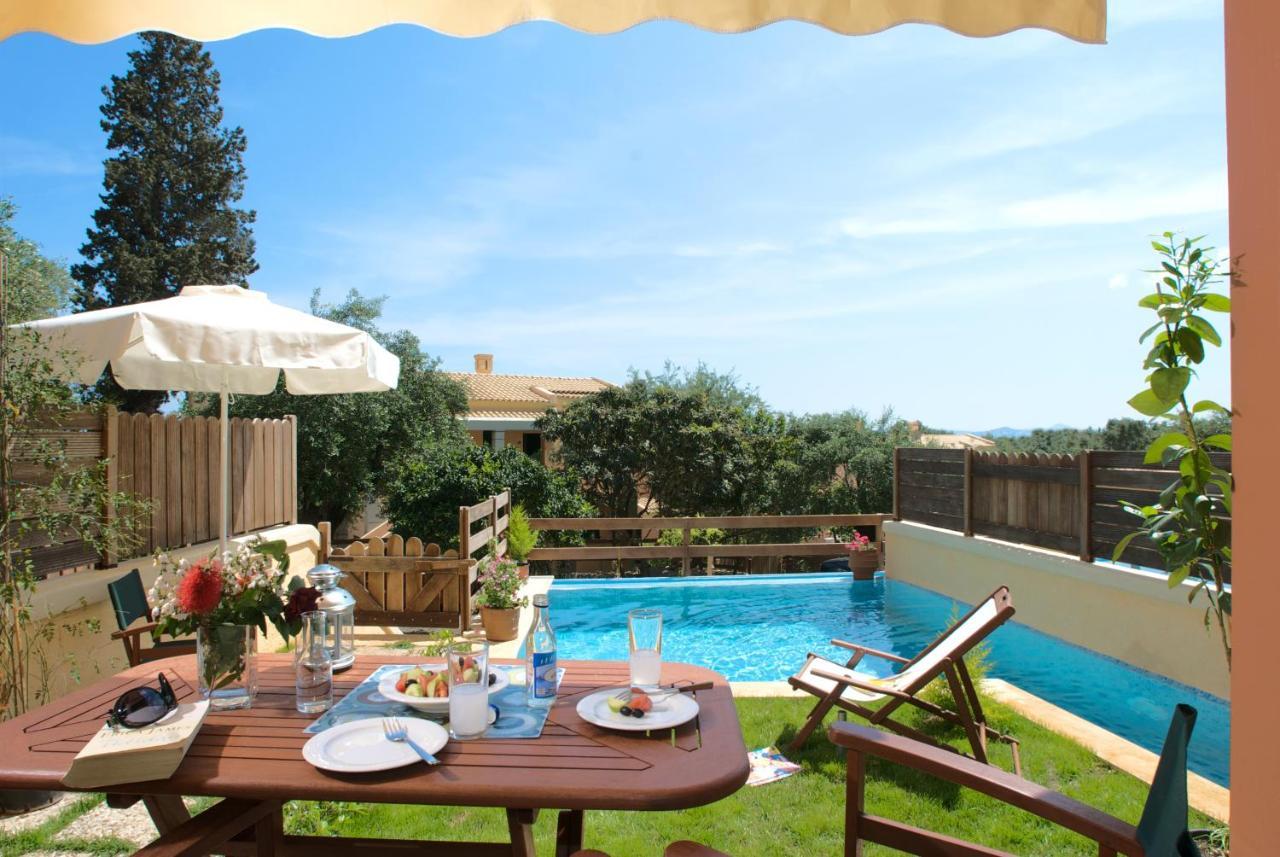 La Riviera Barbati Seaside Apartments & Villas Екстер'єр фото