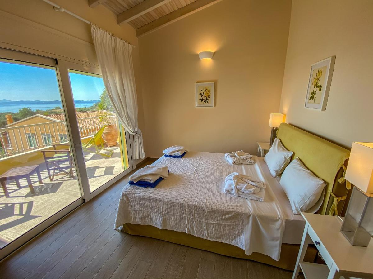 La Riviera Barbati Seaside Apartments & Villas Екстер'єр фото