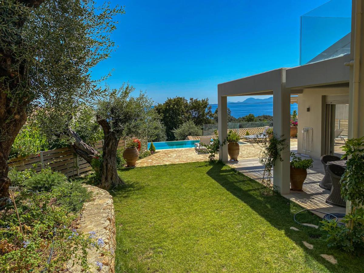 La Riviera Barbati Seaside Apartments & Villas Екстер'єр фото