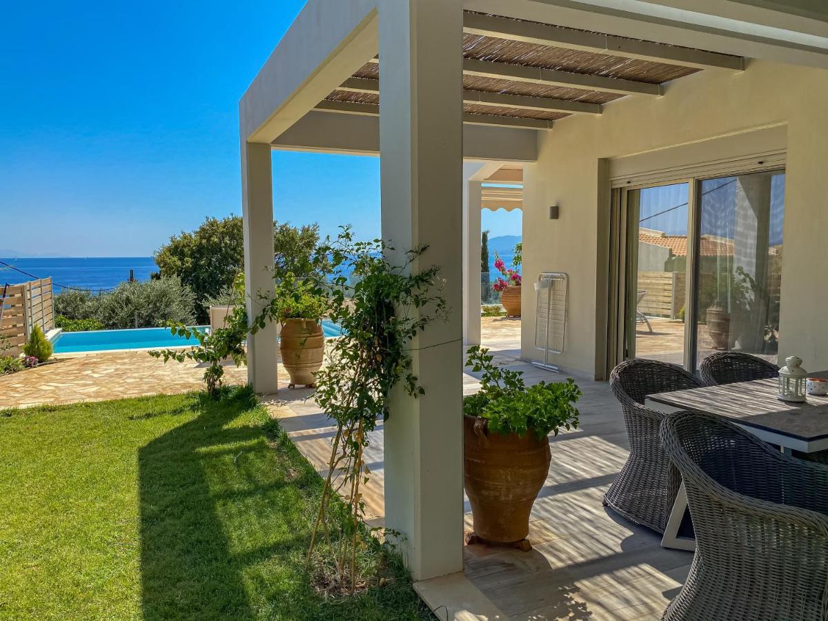 La Riviera Barbati Seaside Apartments & Villas Екстер'єр фото