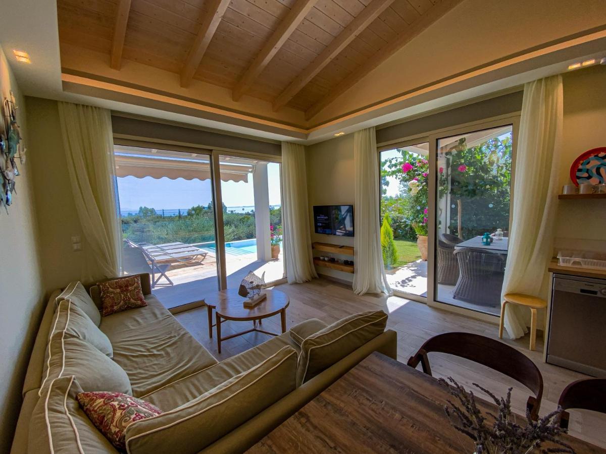 La Riviera Barbati Seaside Apartments & Villas Екстер'єр фото