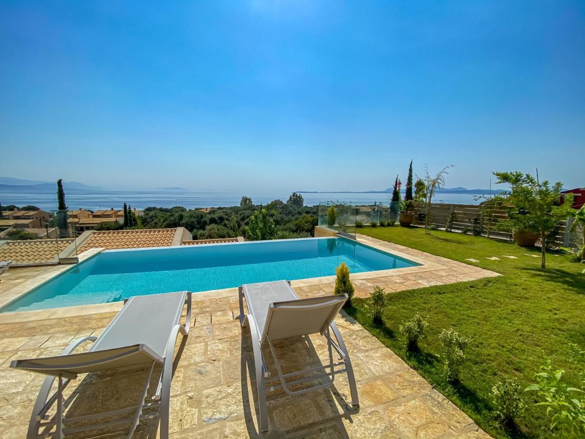 La Riviera Barbati Seaside Apartments & Villas Екстер'єр фото